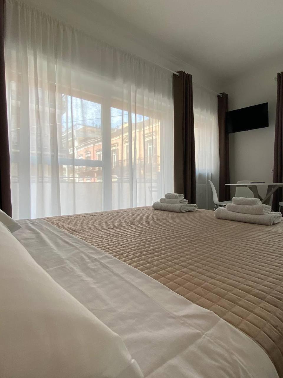 Quintino Sella Suites Bari Bagian luar foto